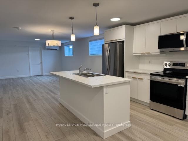 4 Horton Court Unit C photo 8