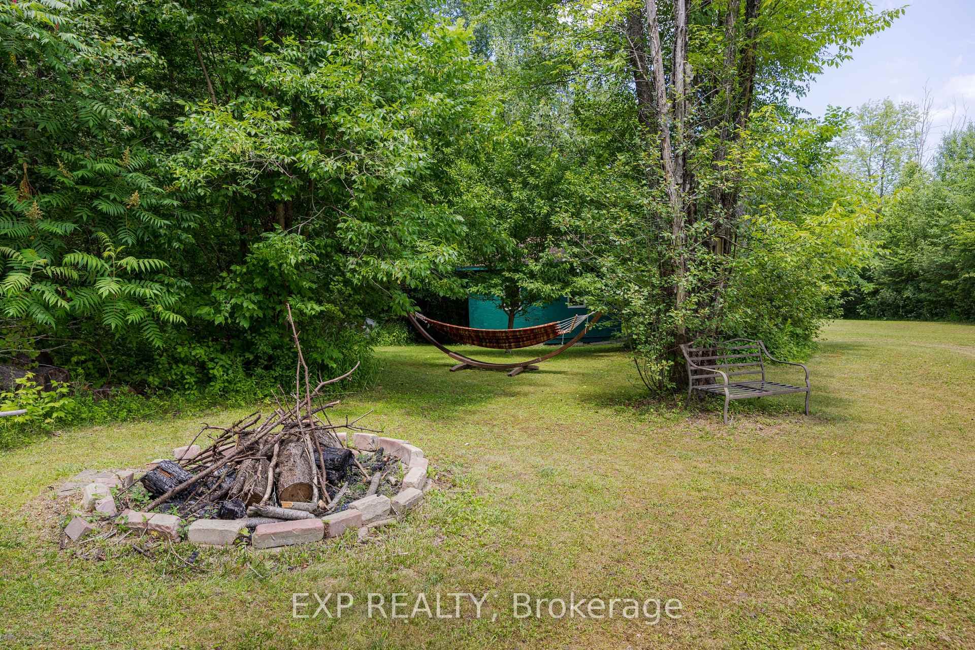 Relax in the hammock or round the fire!
