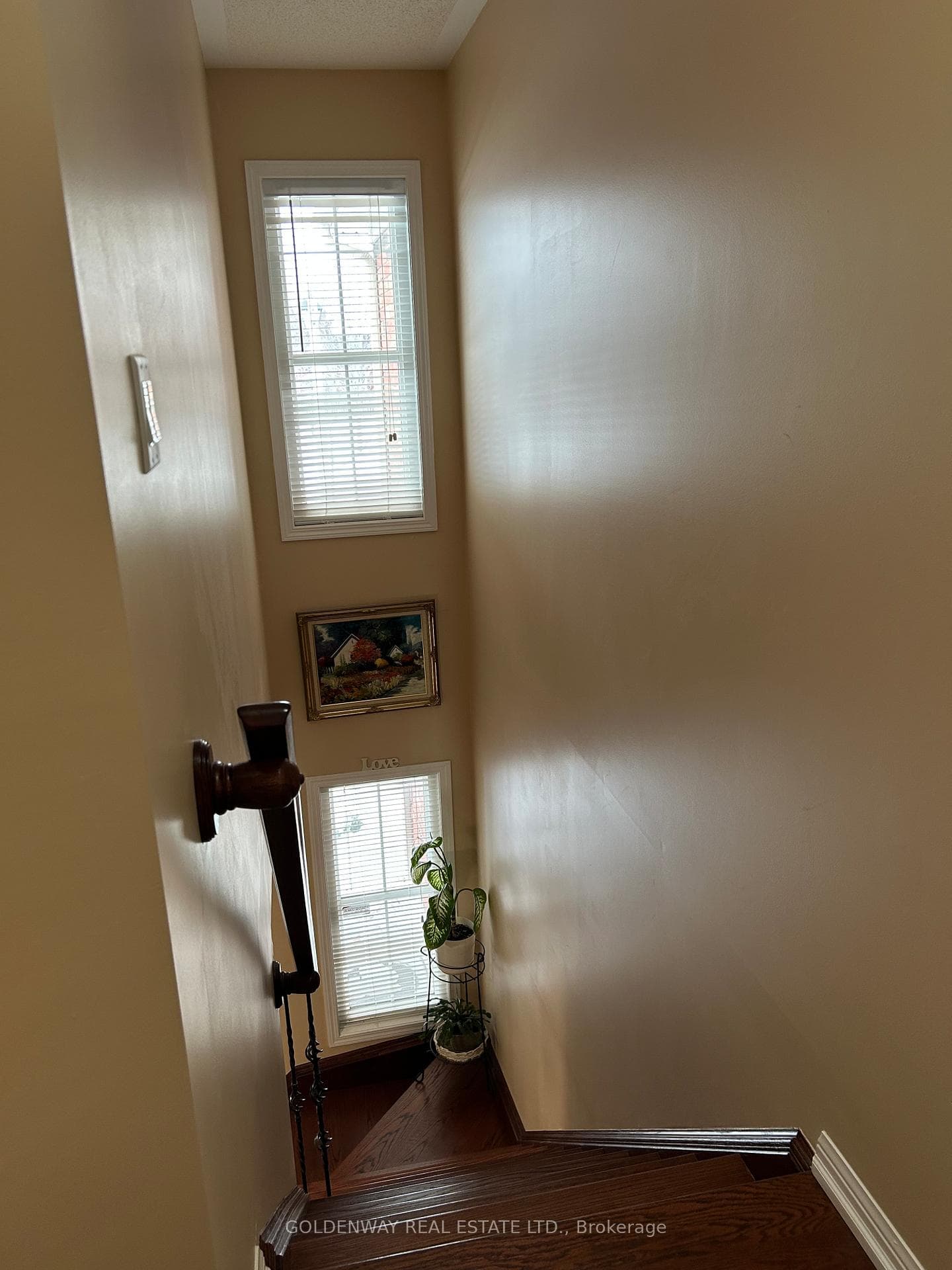 127 Miltrose Crescent photo 11