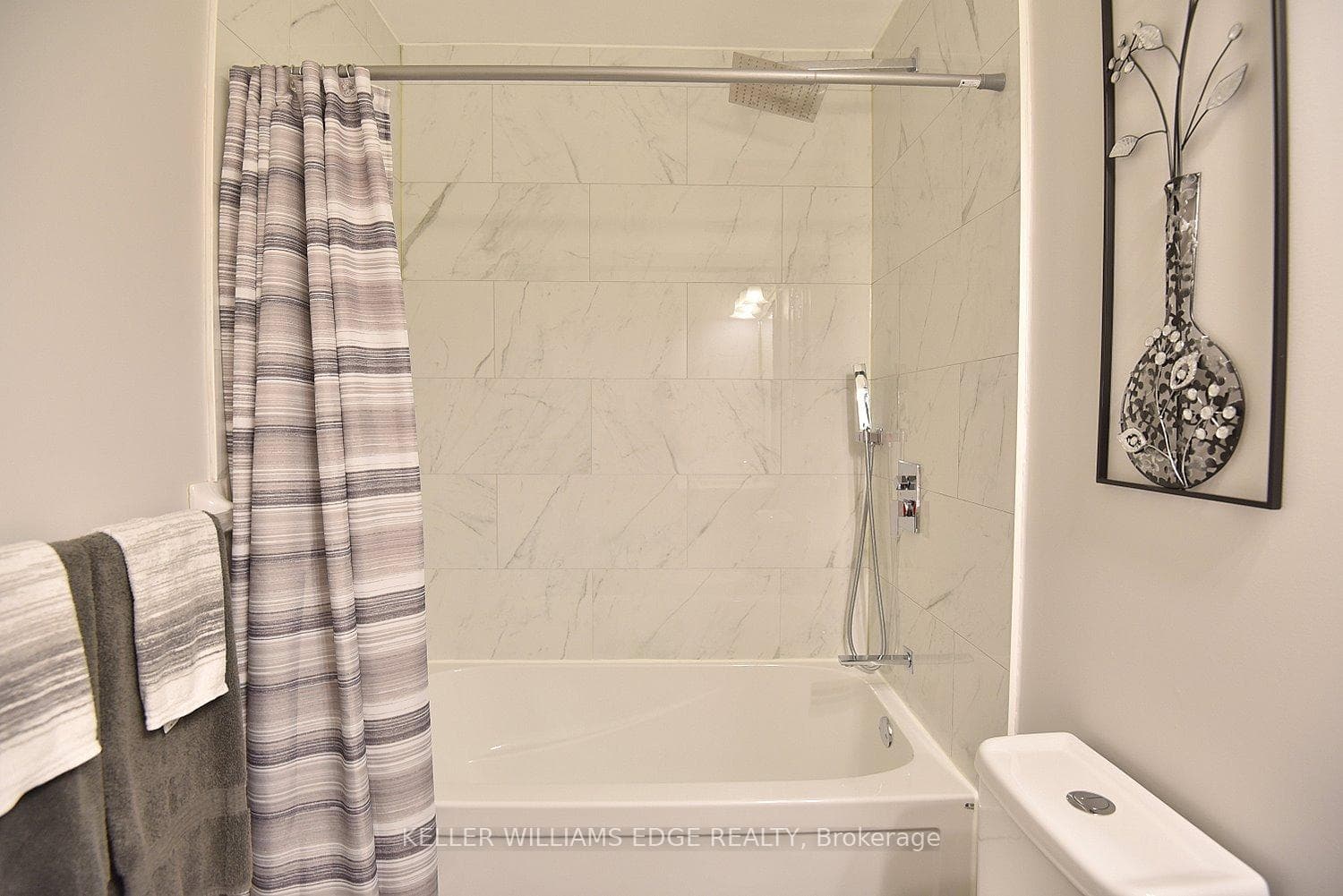 1245 Stephenson Drive Unit 20 photo 35
