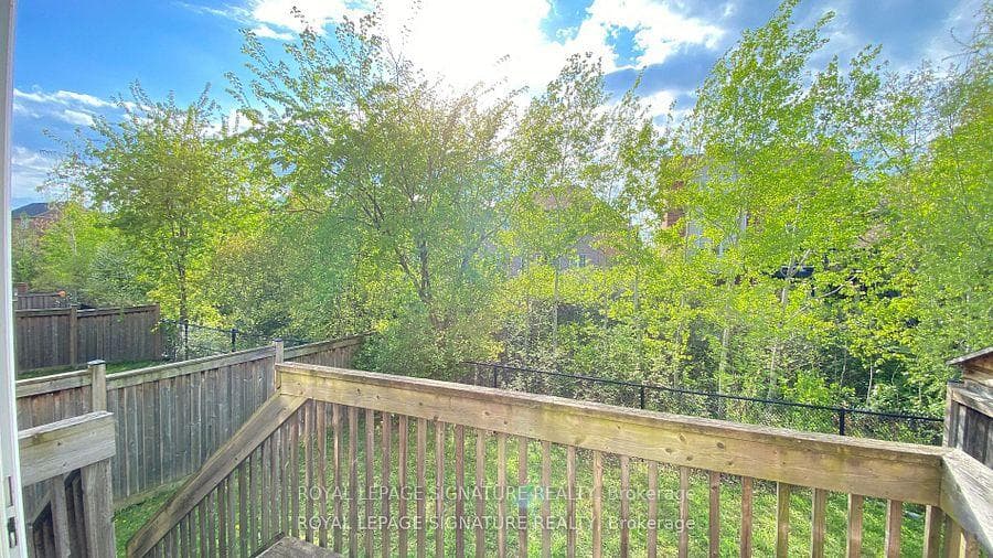 72 Montreal Circle photo 20