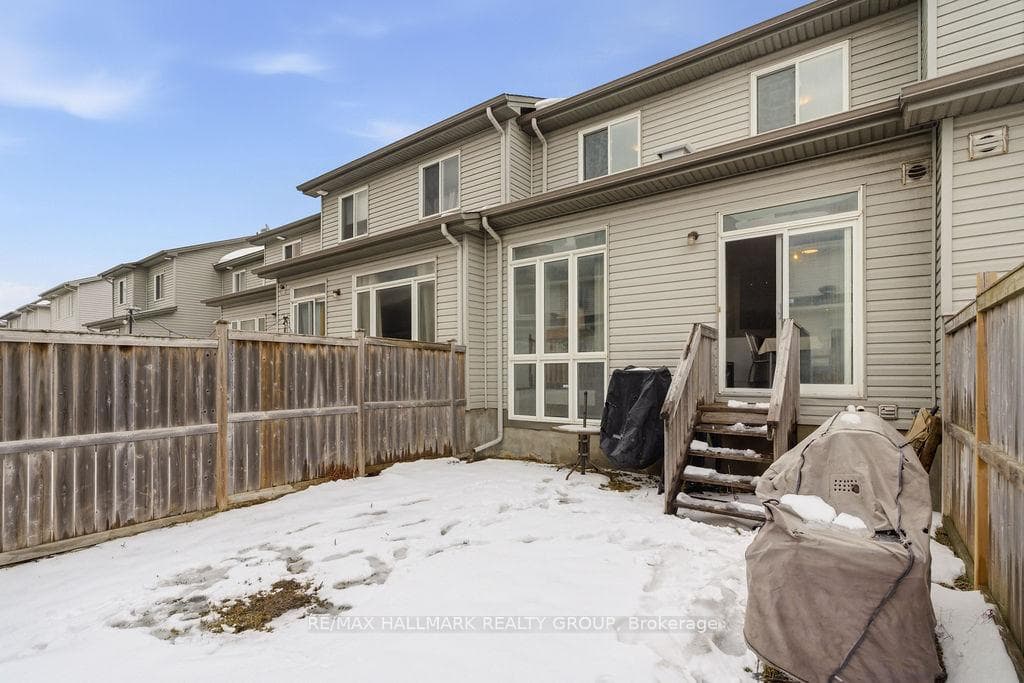79 Chesapeake Crescent photo 36