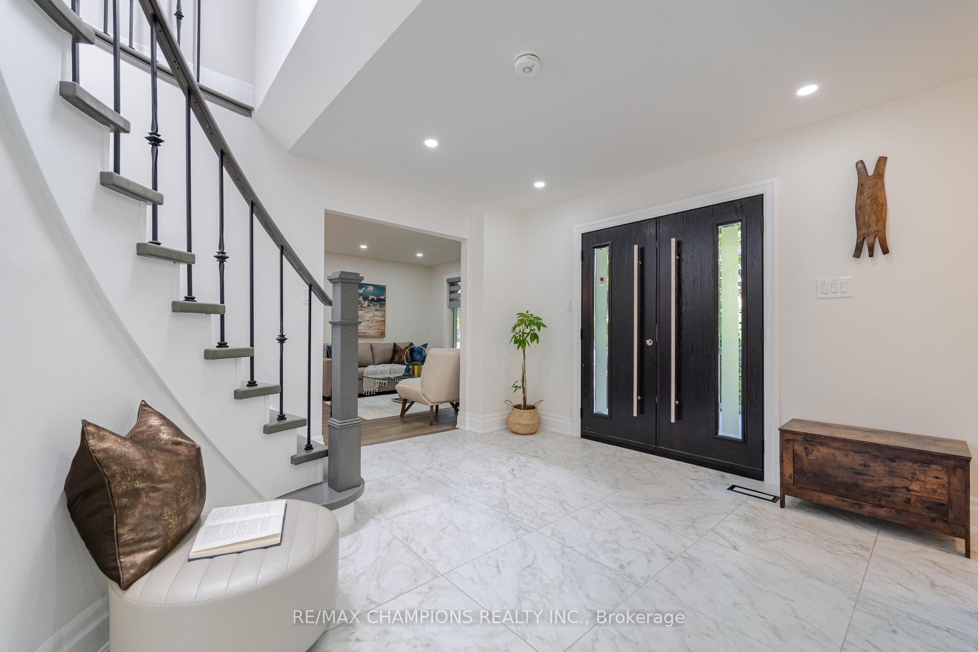 78 Greenside Drive photo 5