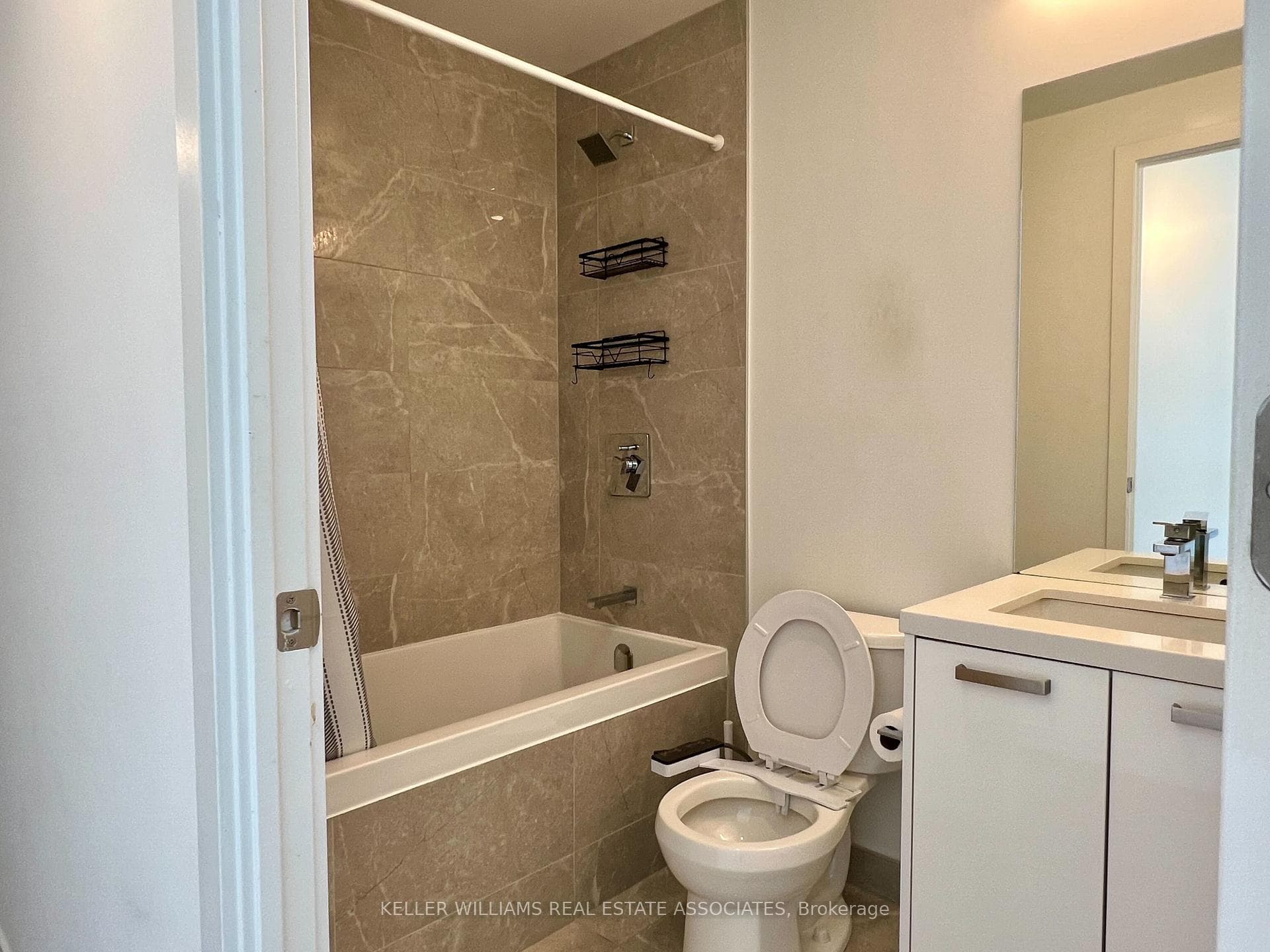55 Ontario Street Unit 1703 photo 13