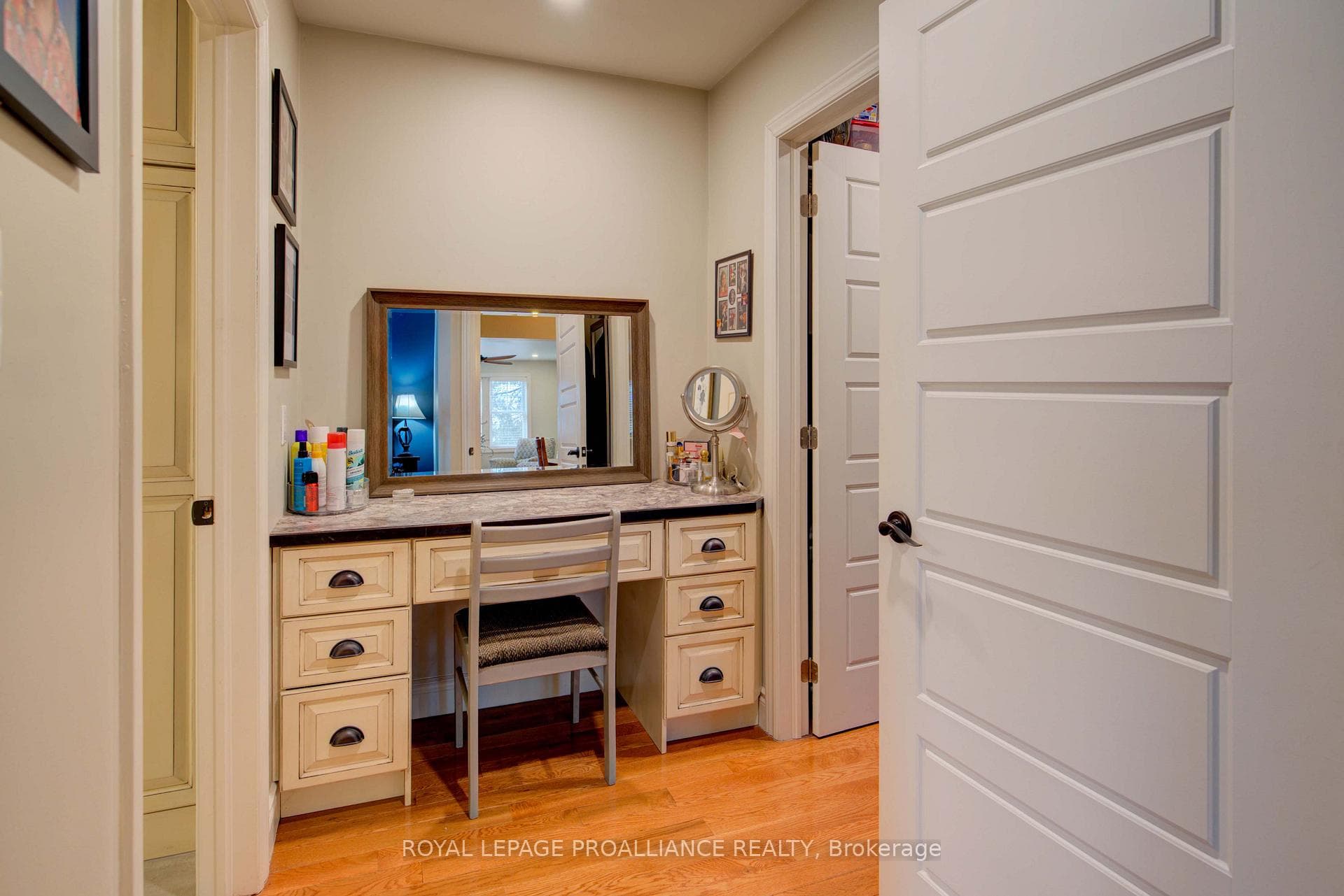 1086 Prince Street photo 24