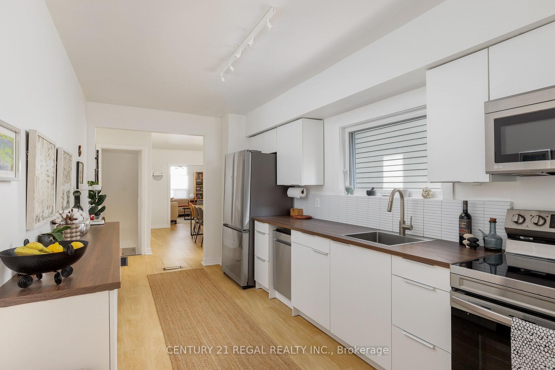 55 Shirley Street photo 25
