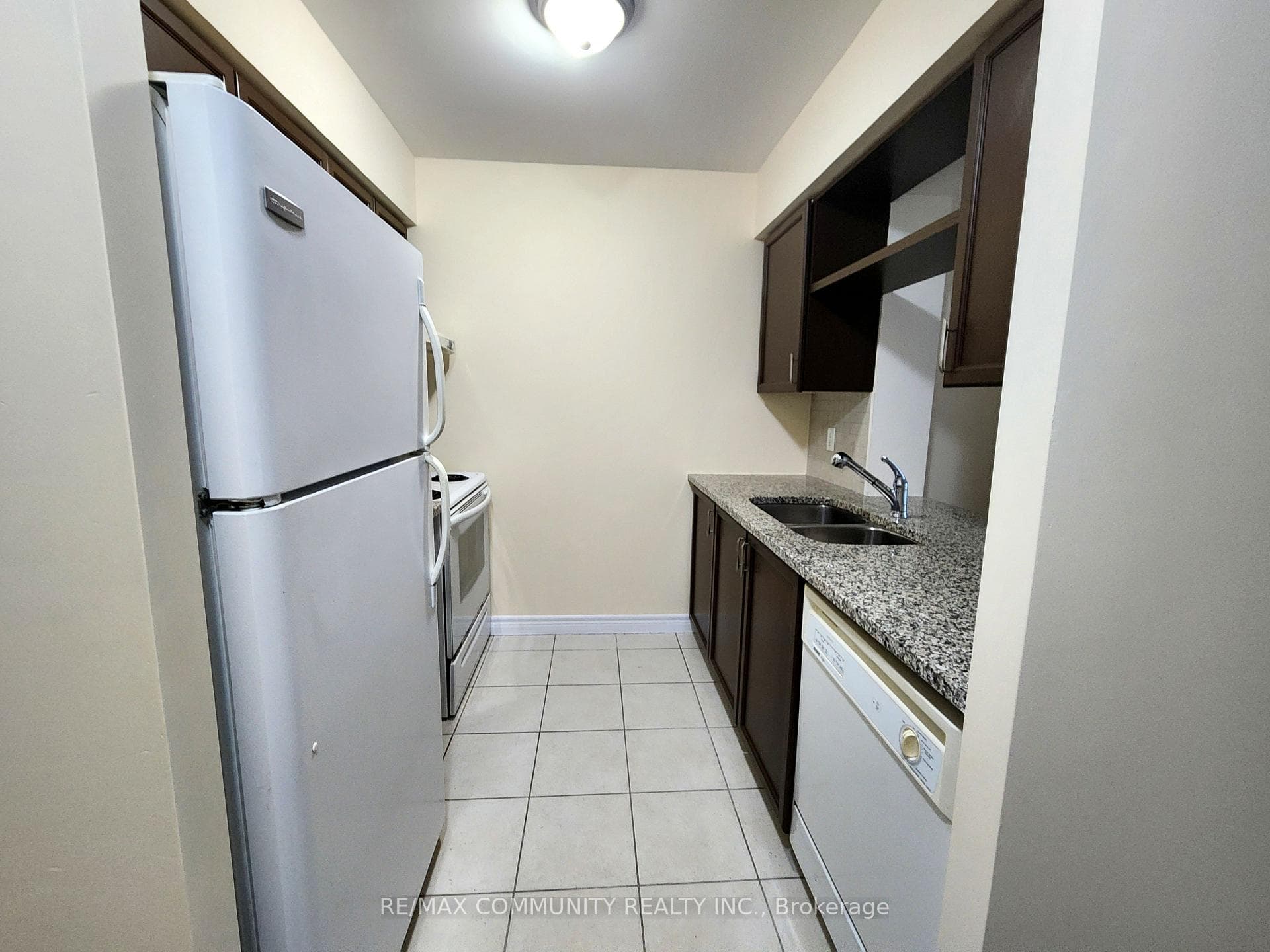 70 Town Centre Court Unit 1205 photo 11