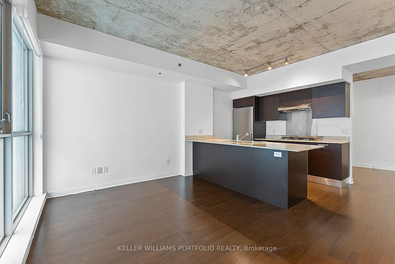 375 King Street Unit 1805 photo 18