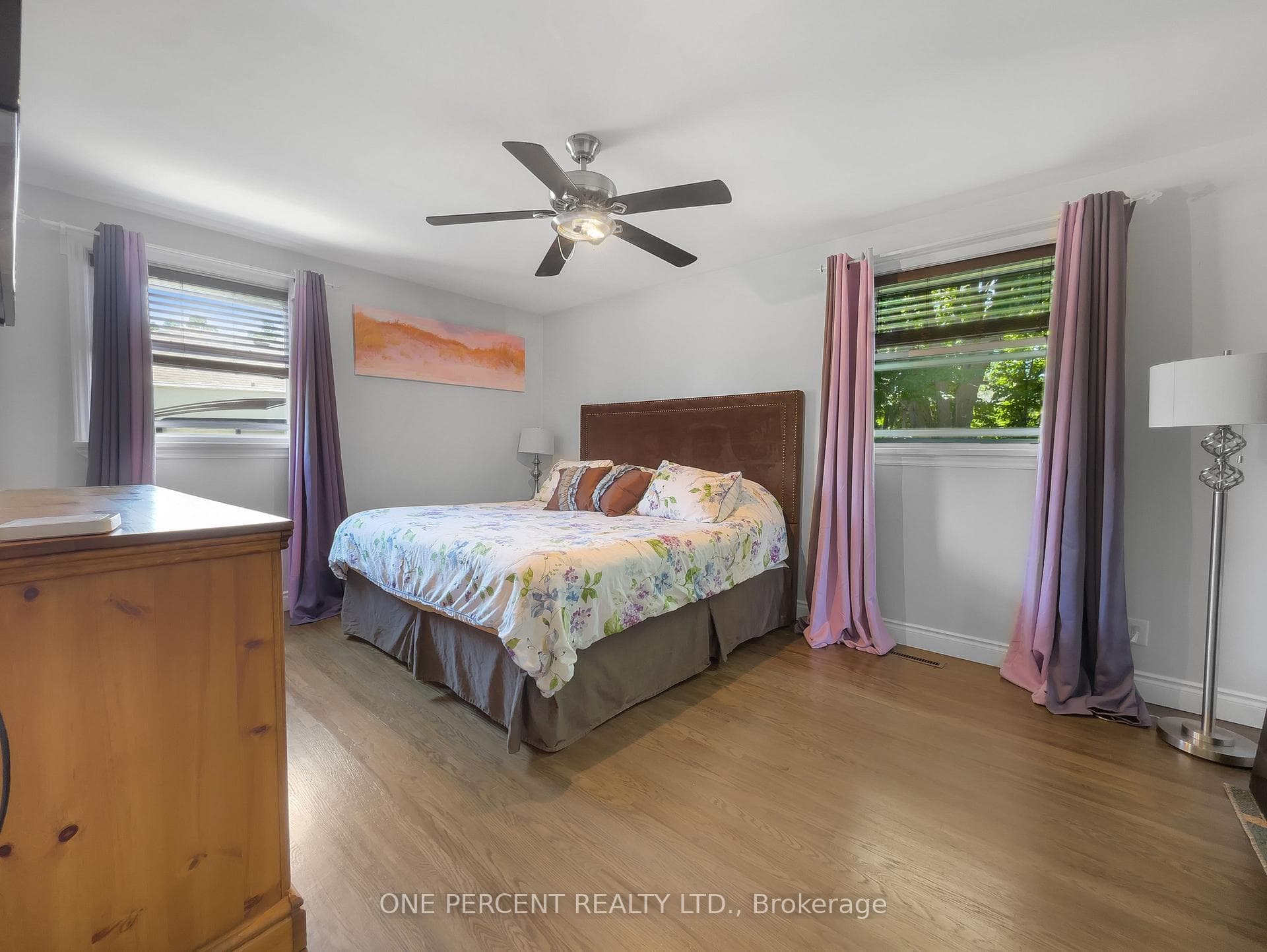 22 BRADGATE Road photo 18