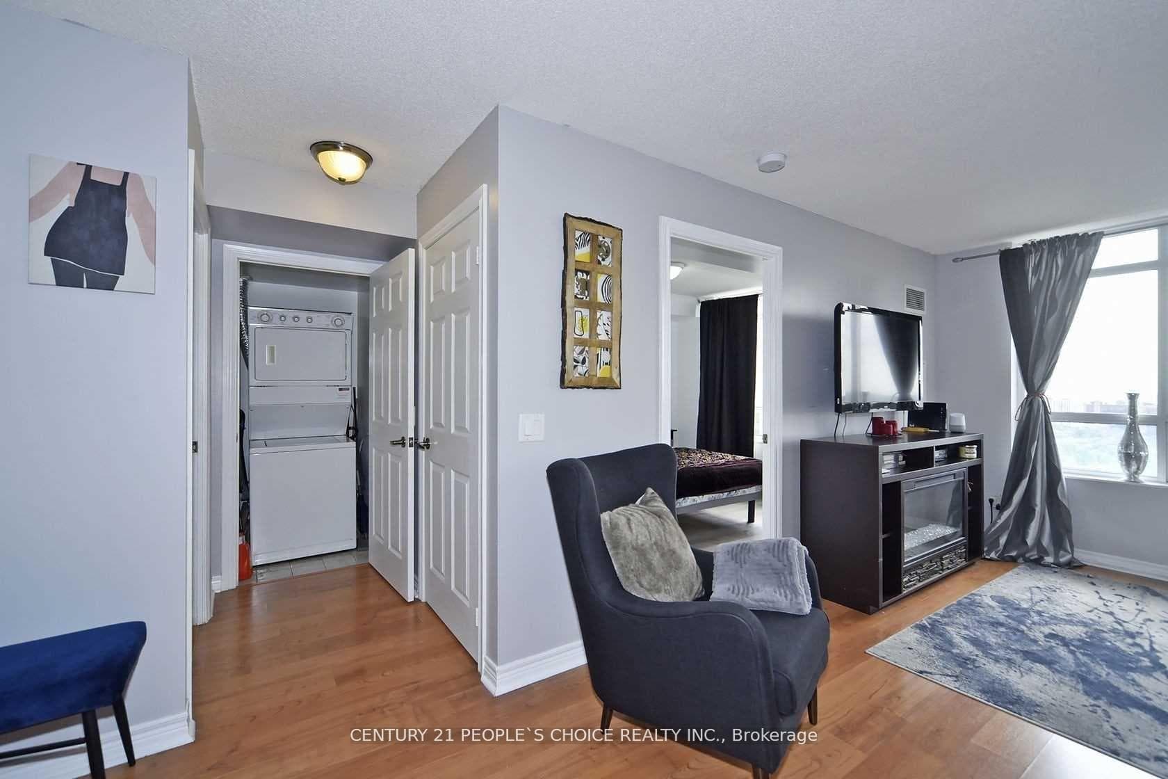 710 Humberwood Boulevard Unit 2710 photo 18