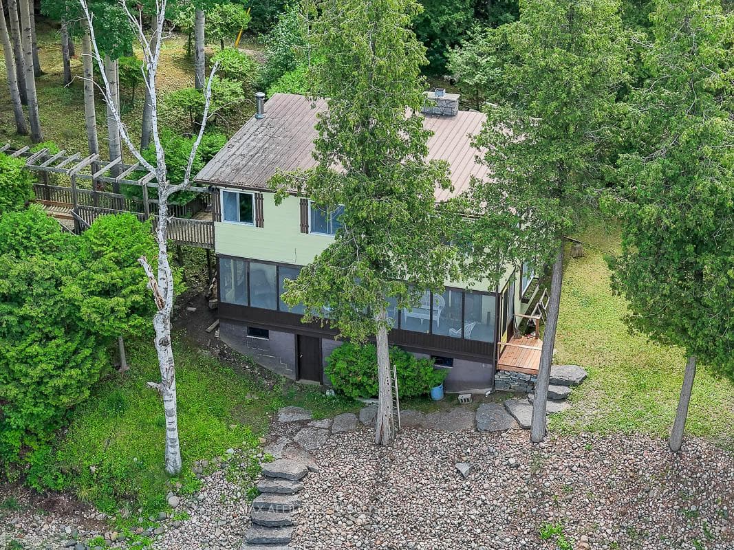 2130 B River Road photo 46