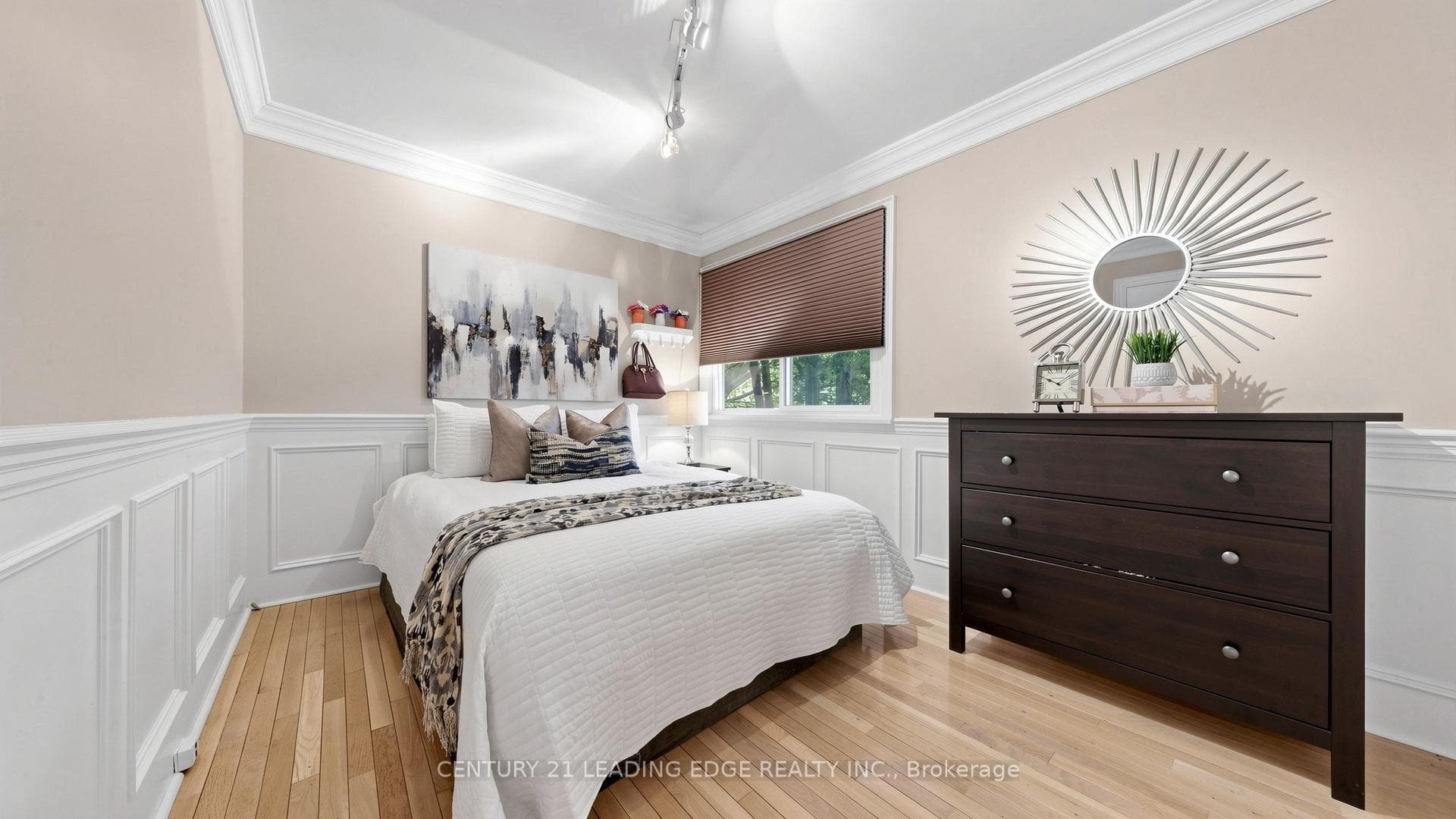 103 Robinson Street photo 29
