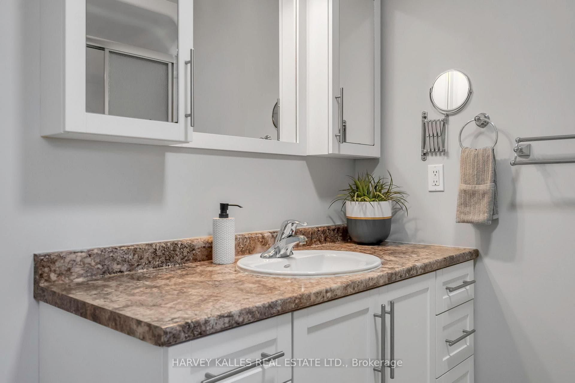 Primary ensuite