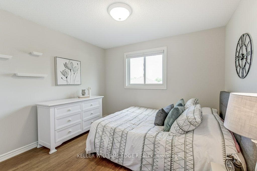 150 JACQUELINE Boulevard photo 16