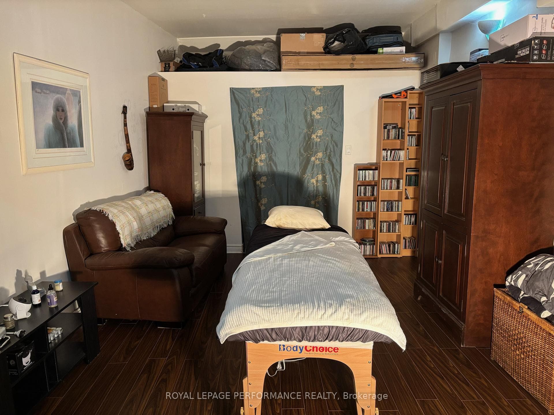 Bedroom / Massage Room