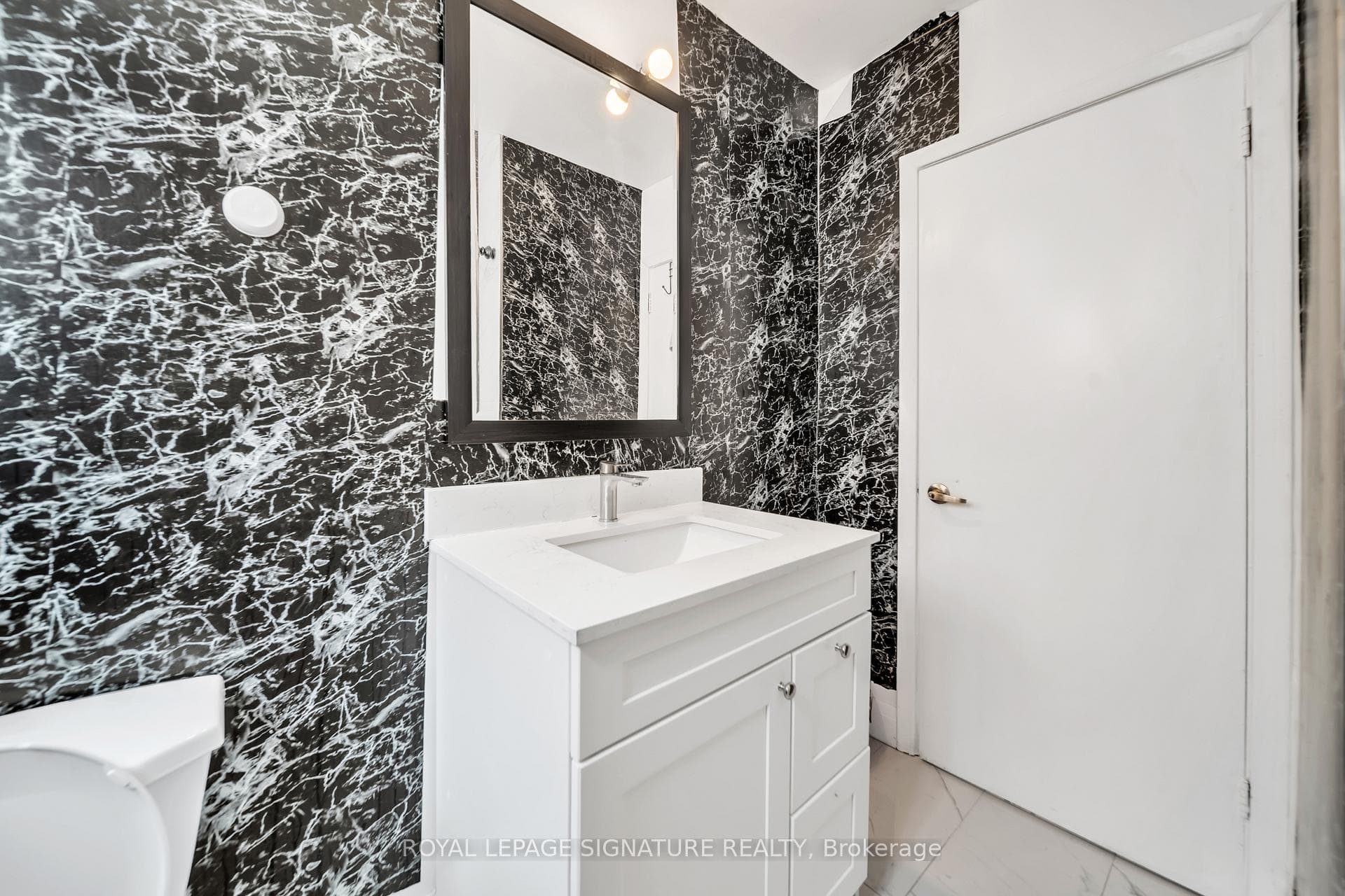 217 Moore Park Avenue photo 22
