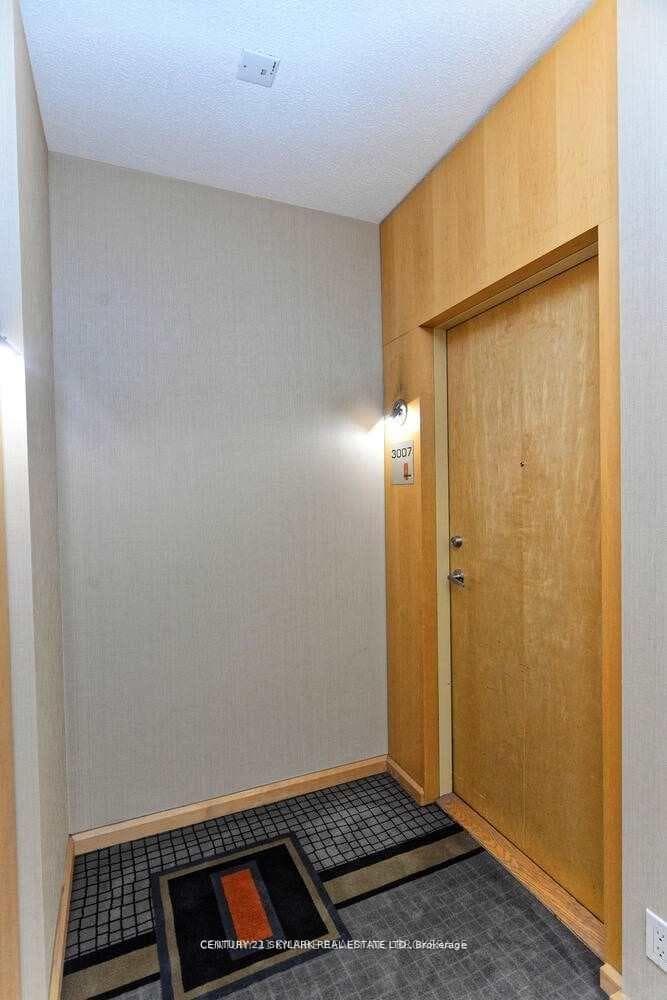 3939 Duke Of York Boulevard Unit 3007 photo 7