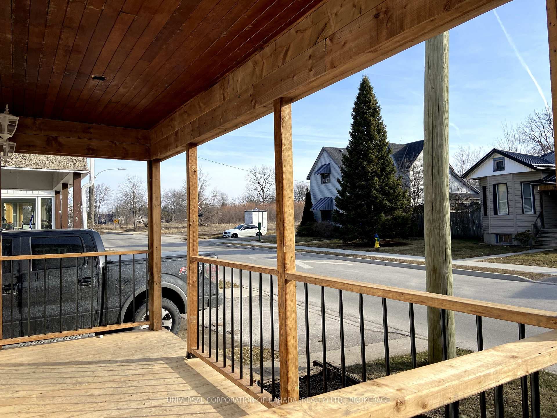 98 Flora Street photo 21