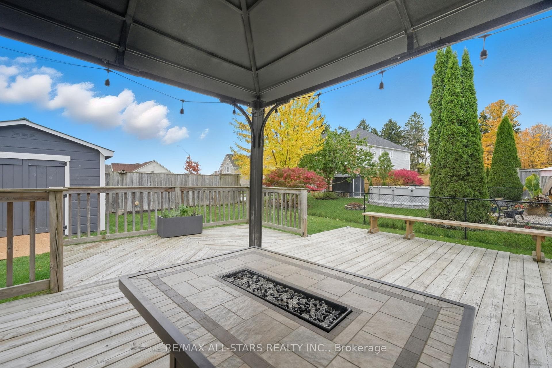 151 Ash Street photo 33