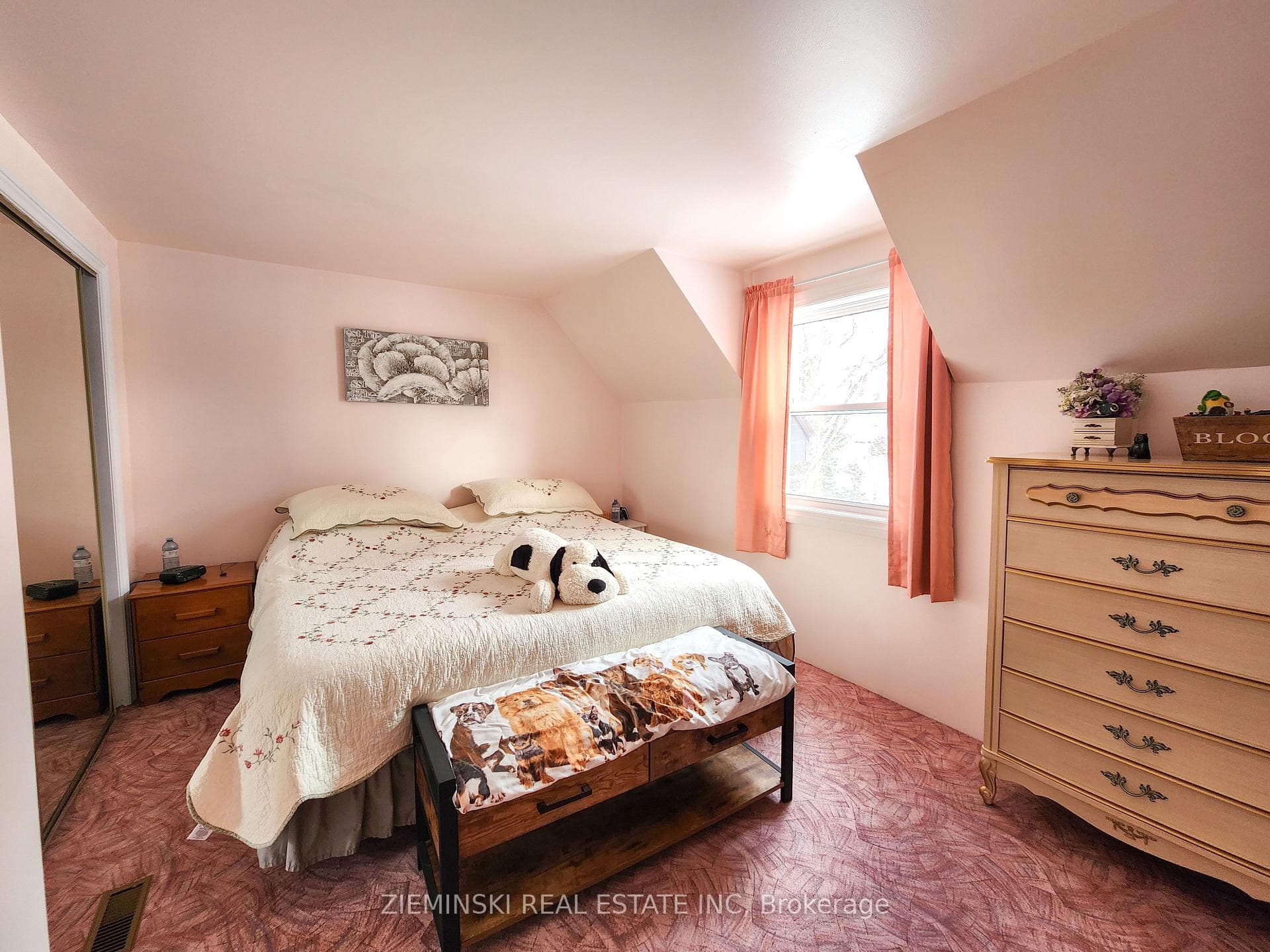 148 Devonshire Avenue photo 14