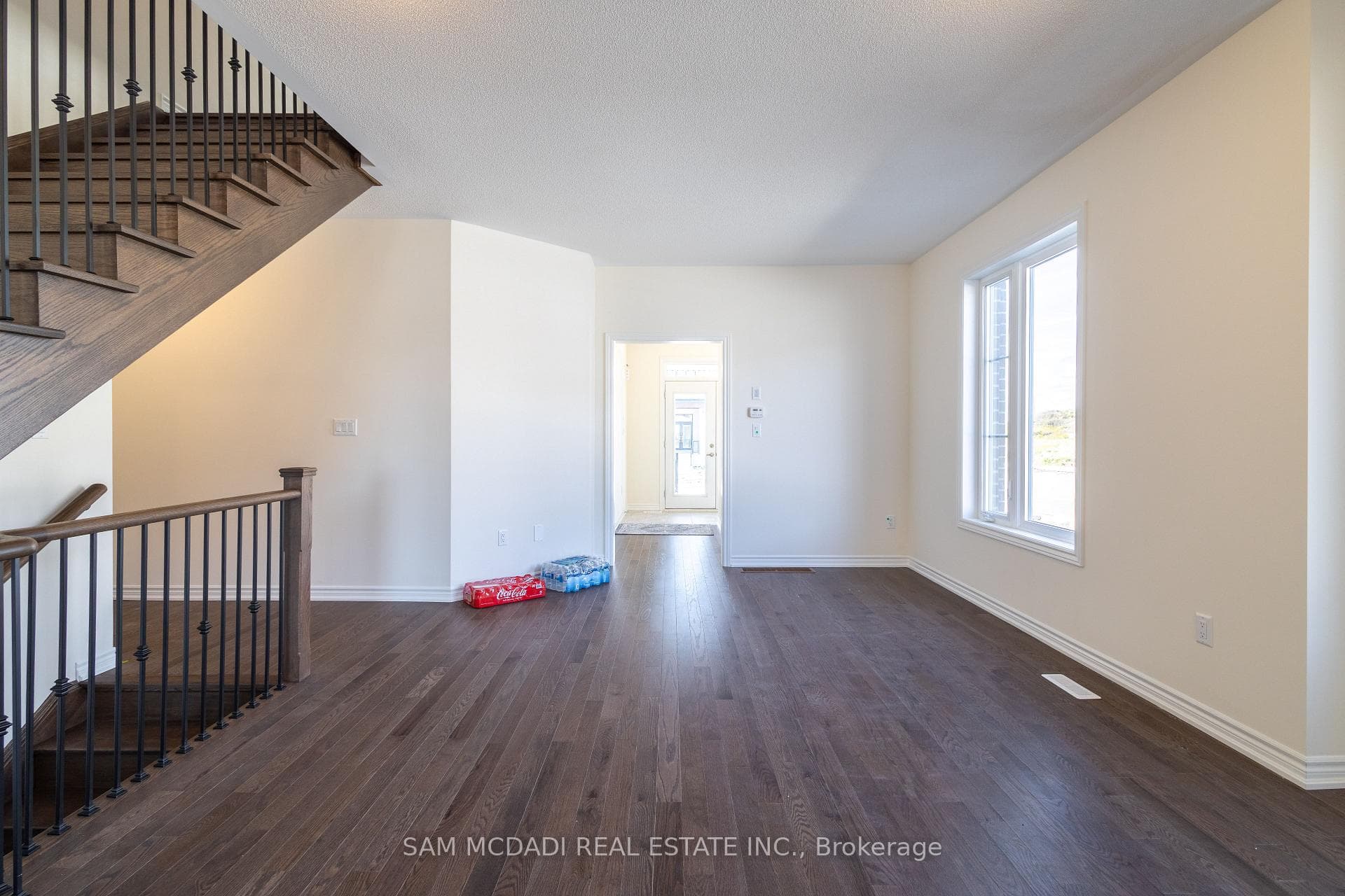2151 Hallandale Street photo 6