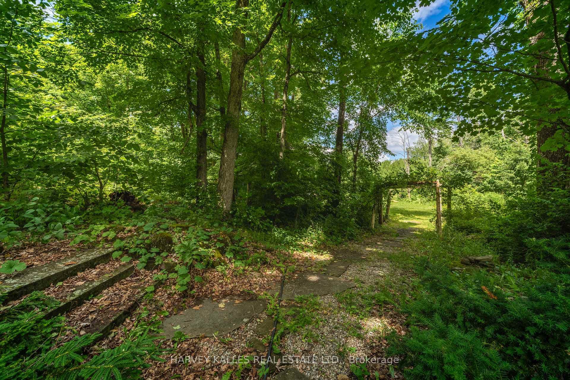 2029 Washburn Road photo 17