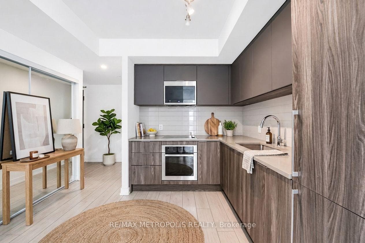 2033 Kennedy Road Unit 1209 photo 4
