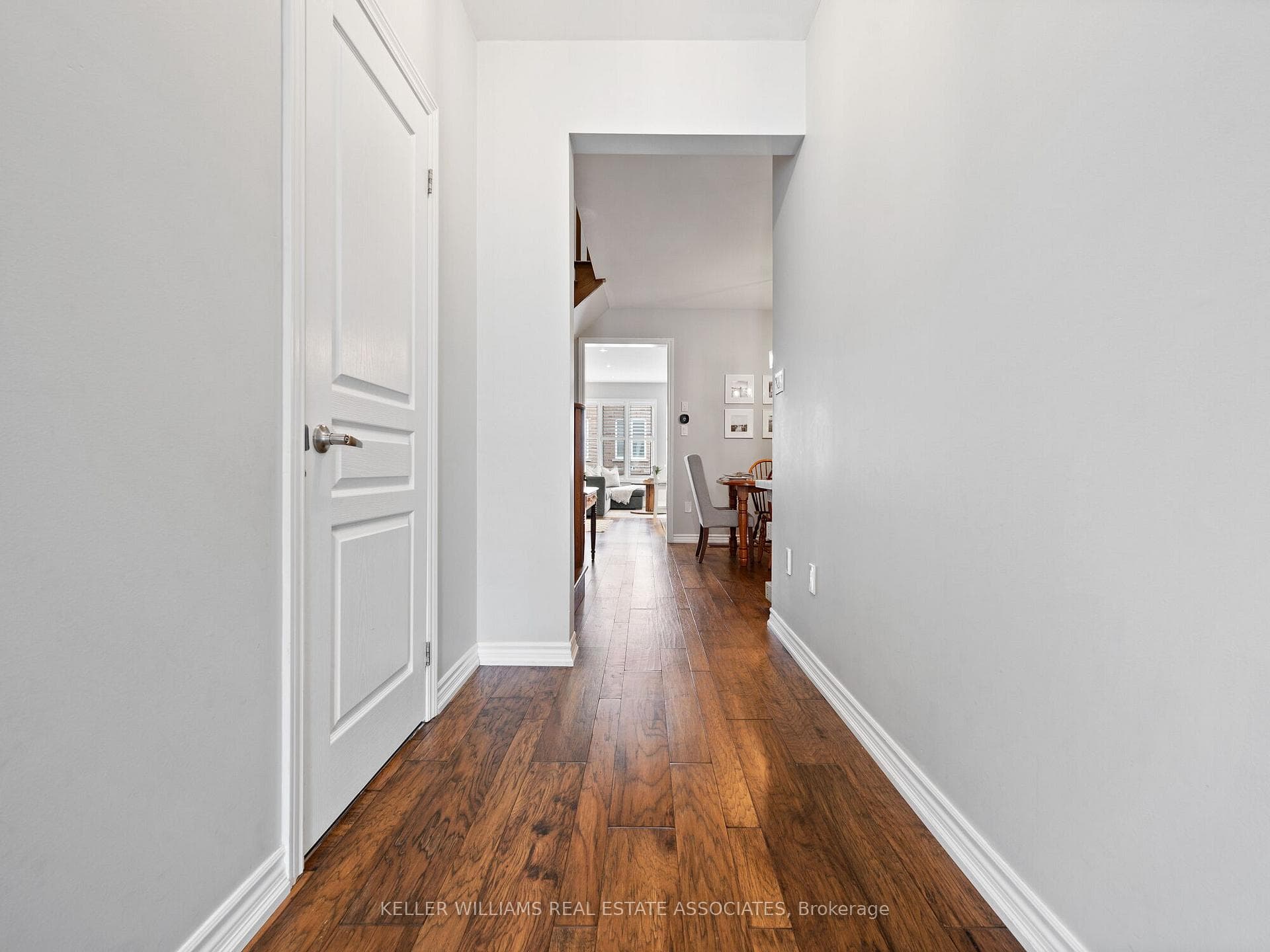 65 Ridgegate Crescent photo 5