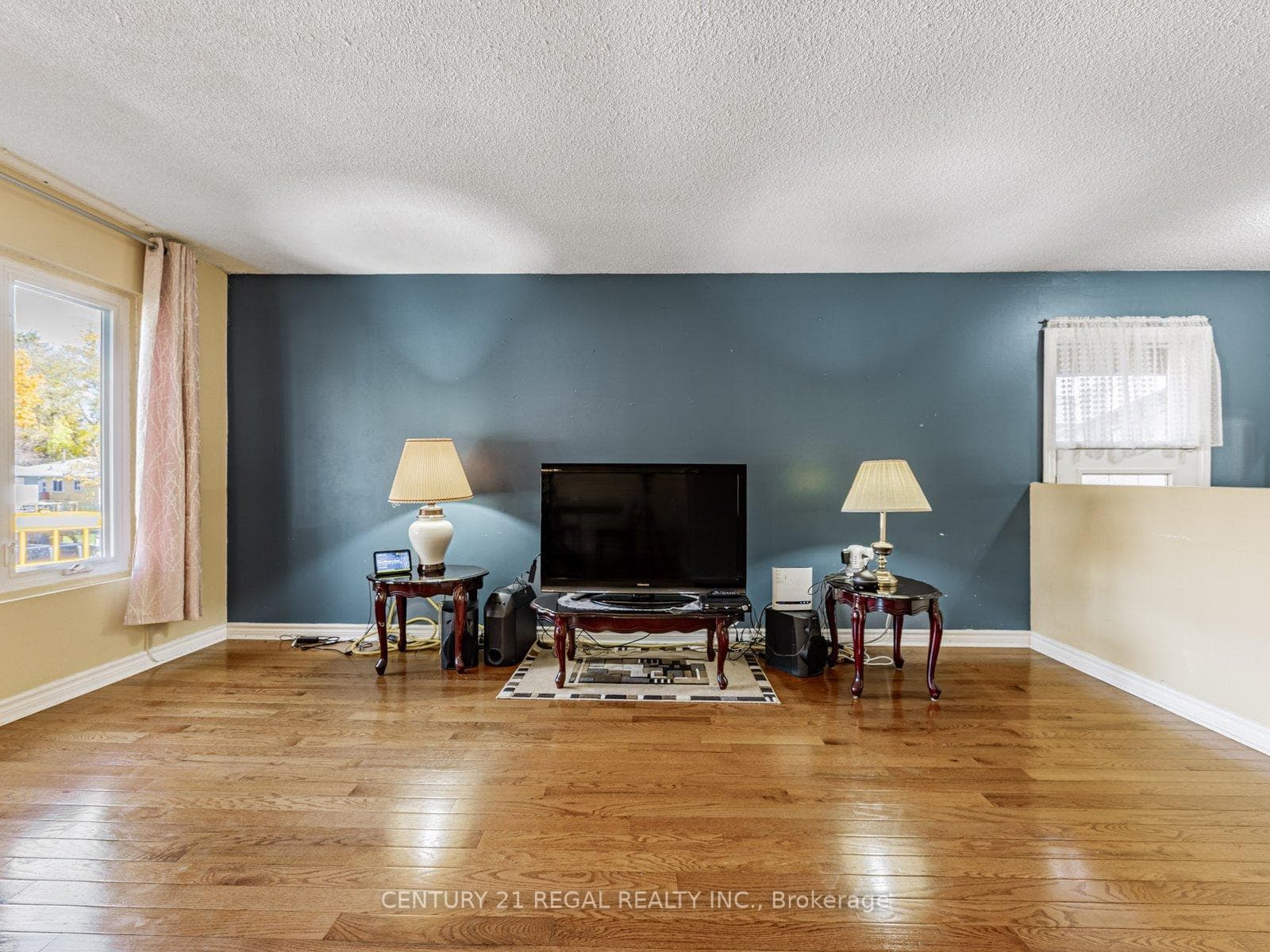 335 Burrows Hall Boulevard photo 6