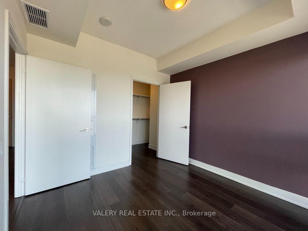 30 Roehampton Avenue Unit 2807 photo 21
