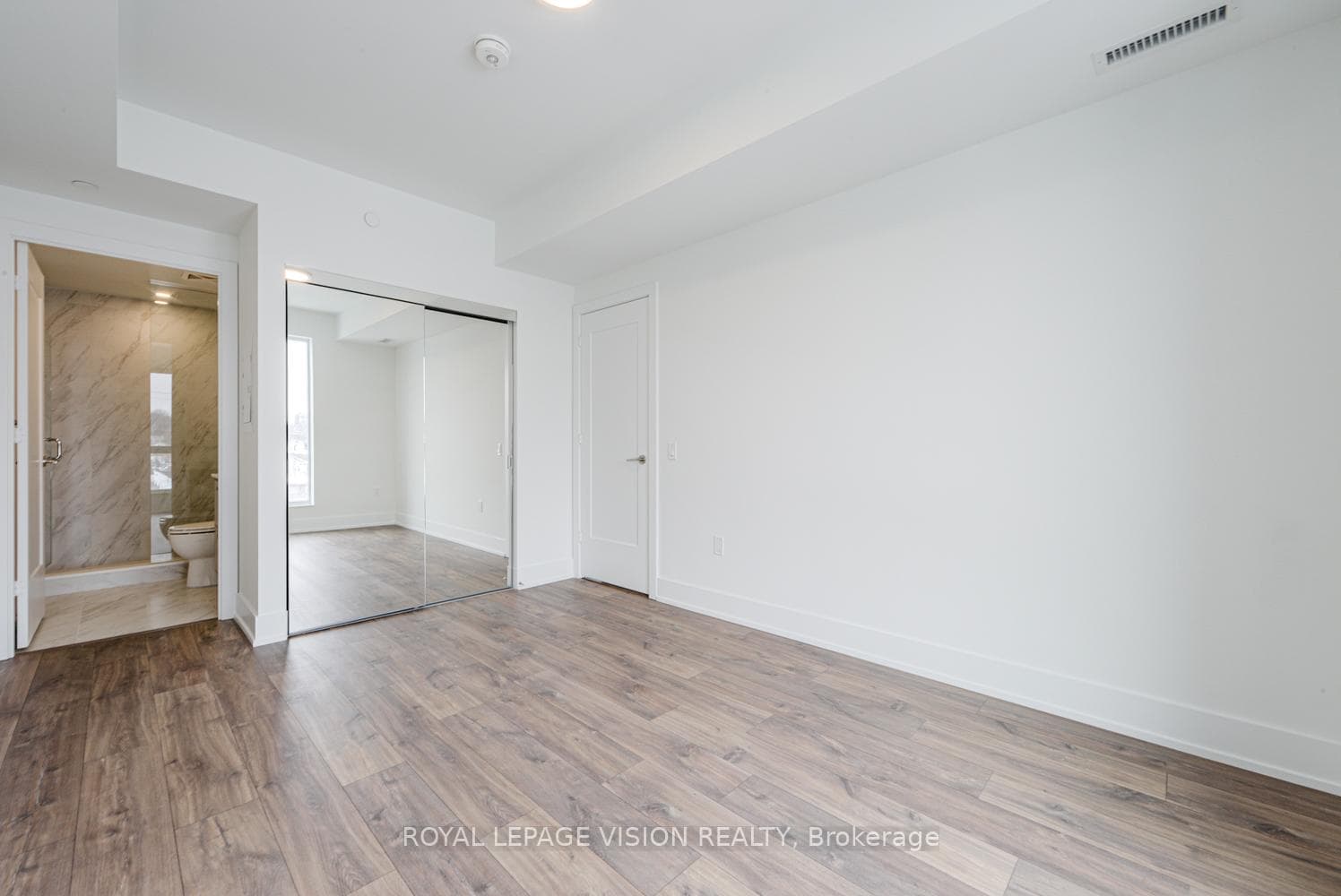 858 Dupont Street Unit 423 photo 21