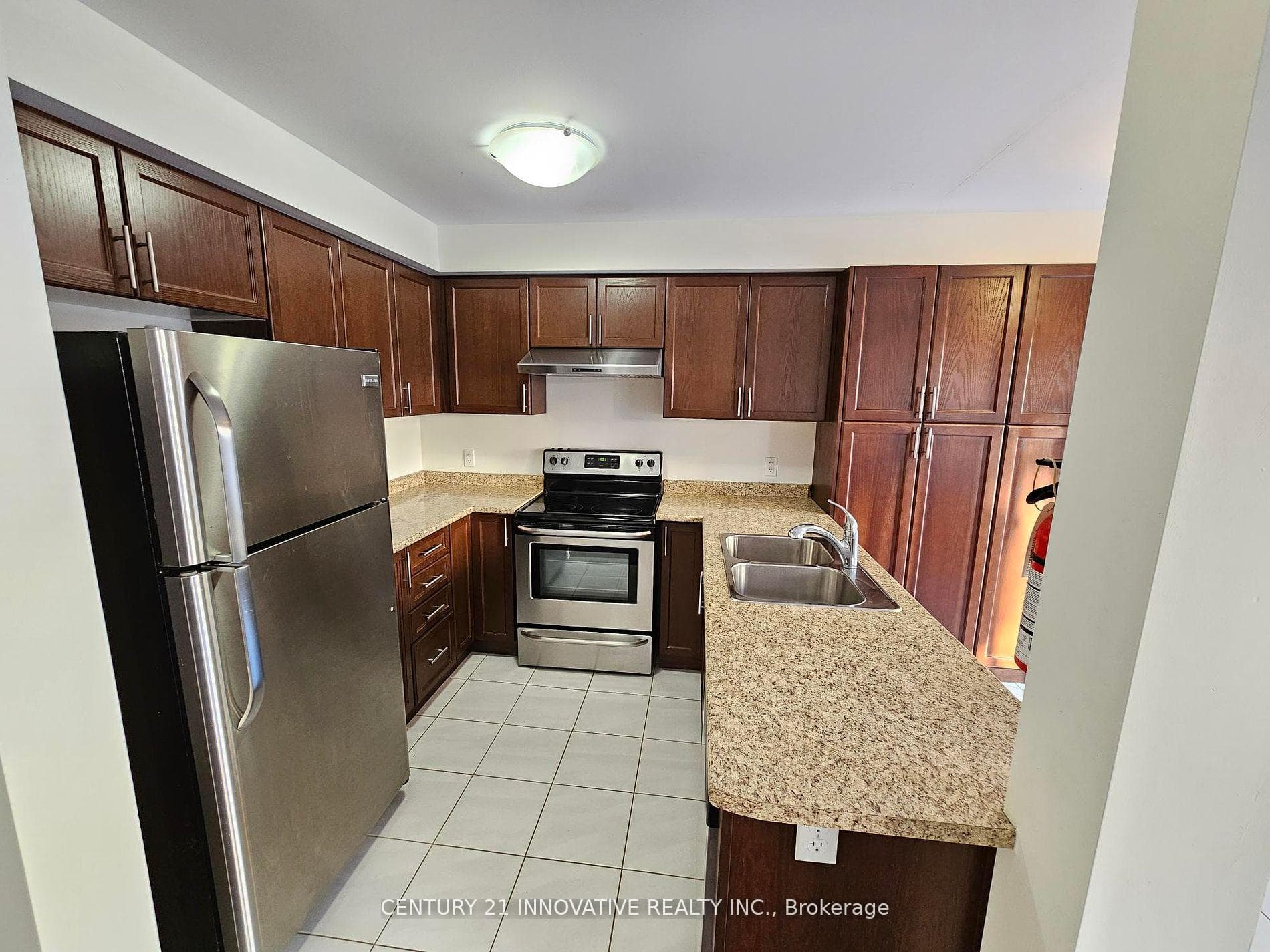 2469 Hill Rise Court photo 4