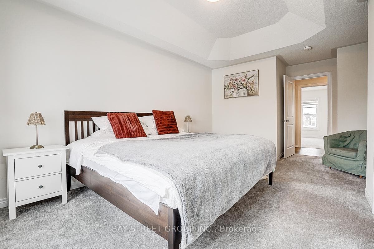 19 Morrison Crescent photo 17