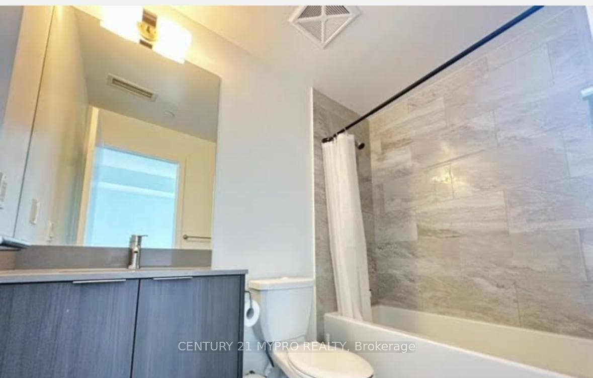 38 Forest Manor Road Unit 704 photo 10