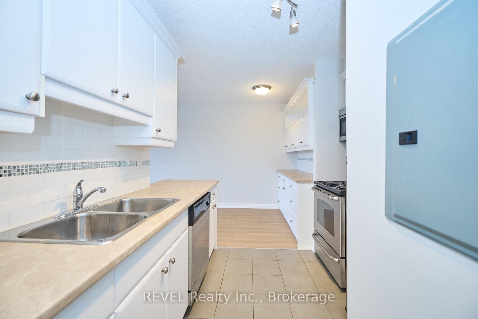6400 Huggins Street Unit 504 photo 11