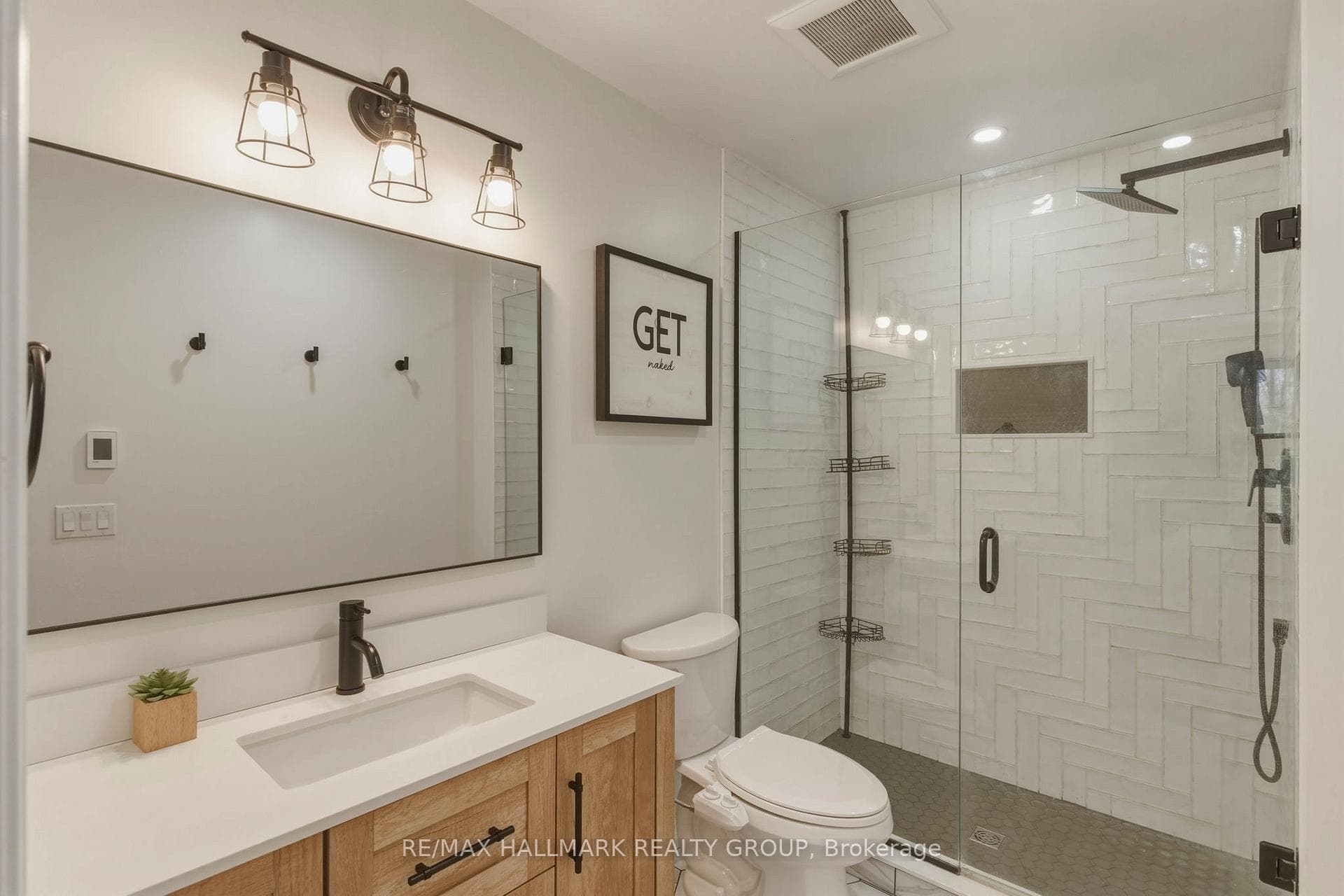 408 Yole Crescent photo 29