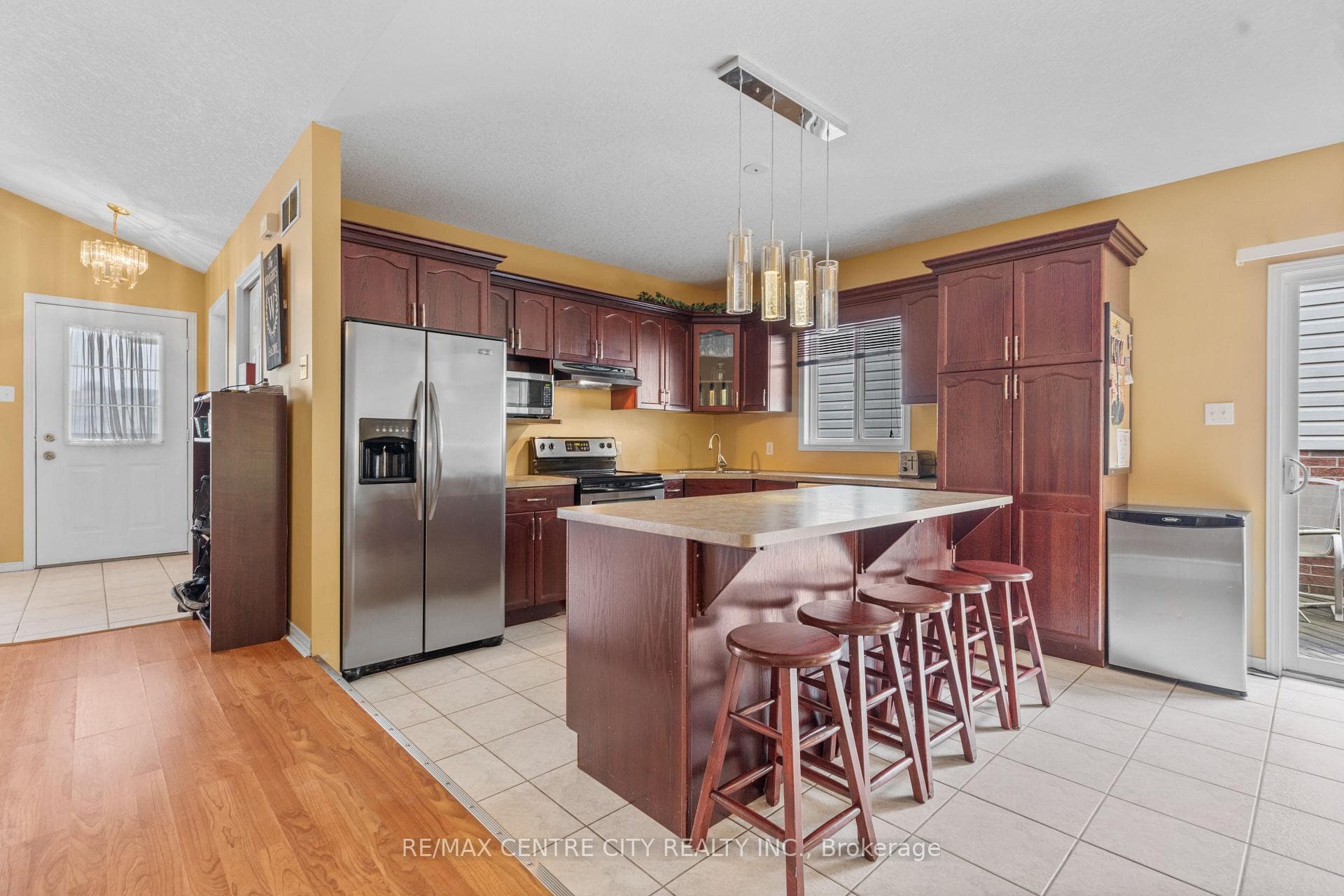 270 Exmouth Circle photo 10