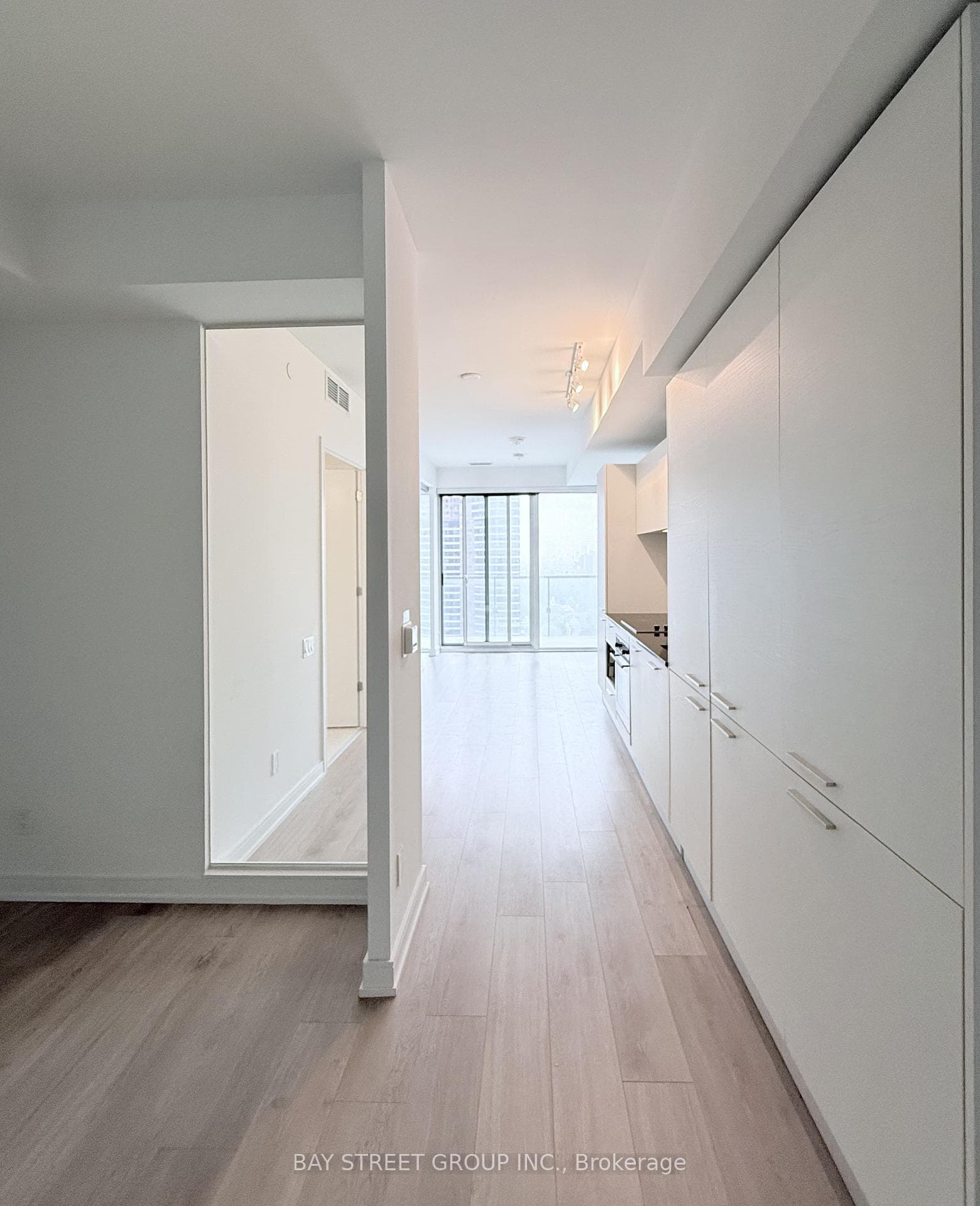 3 Gloucester Street Unit 2109 photo 3