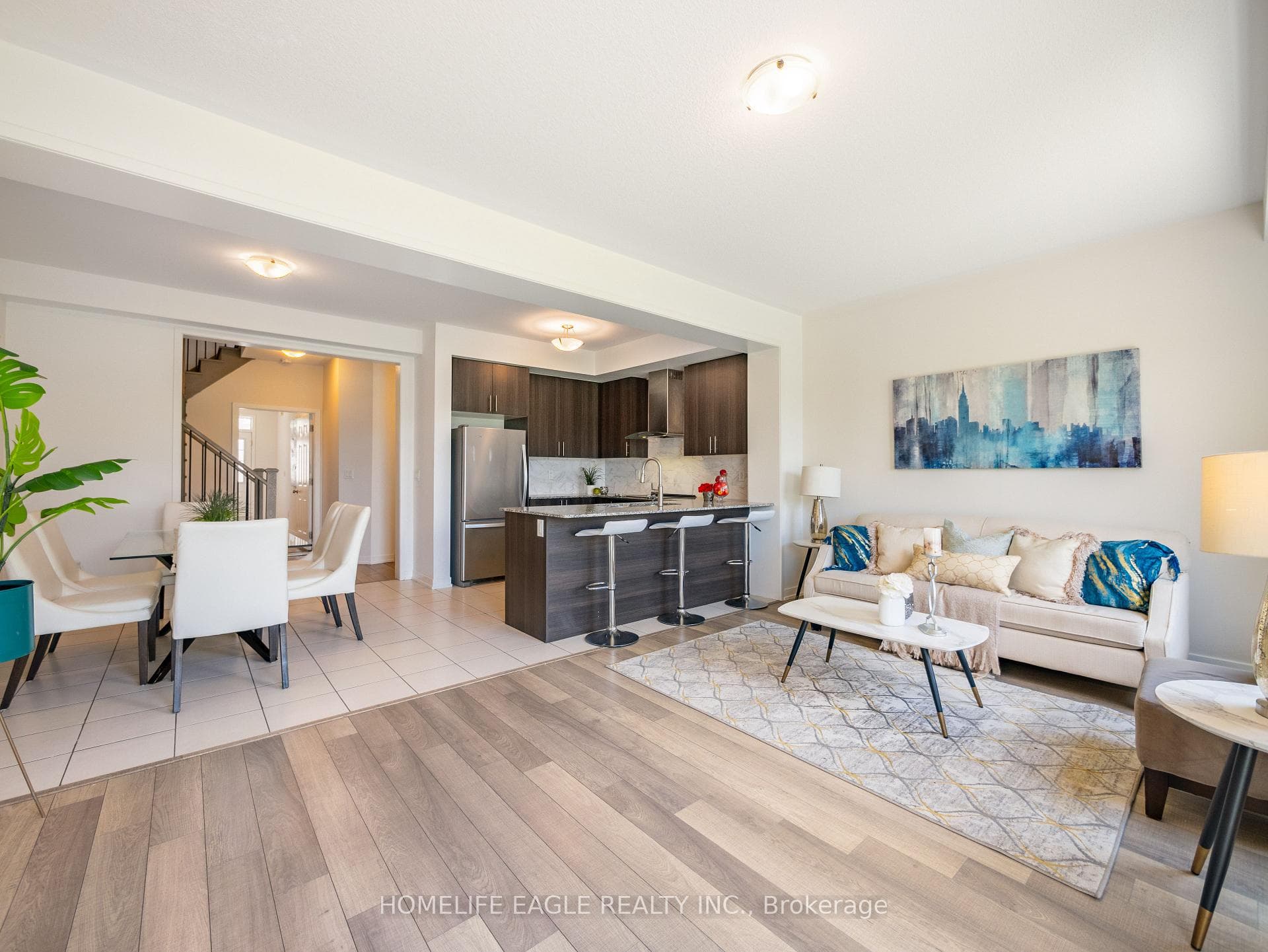 228 Bennett Street photo 3