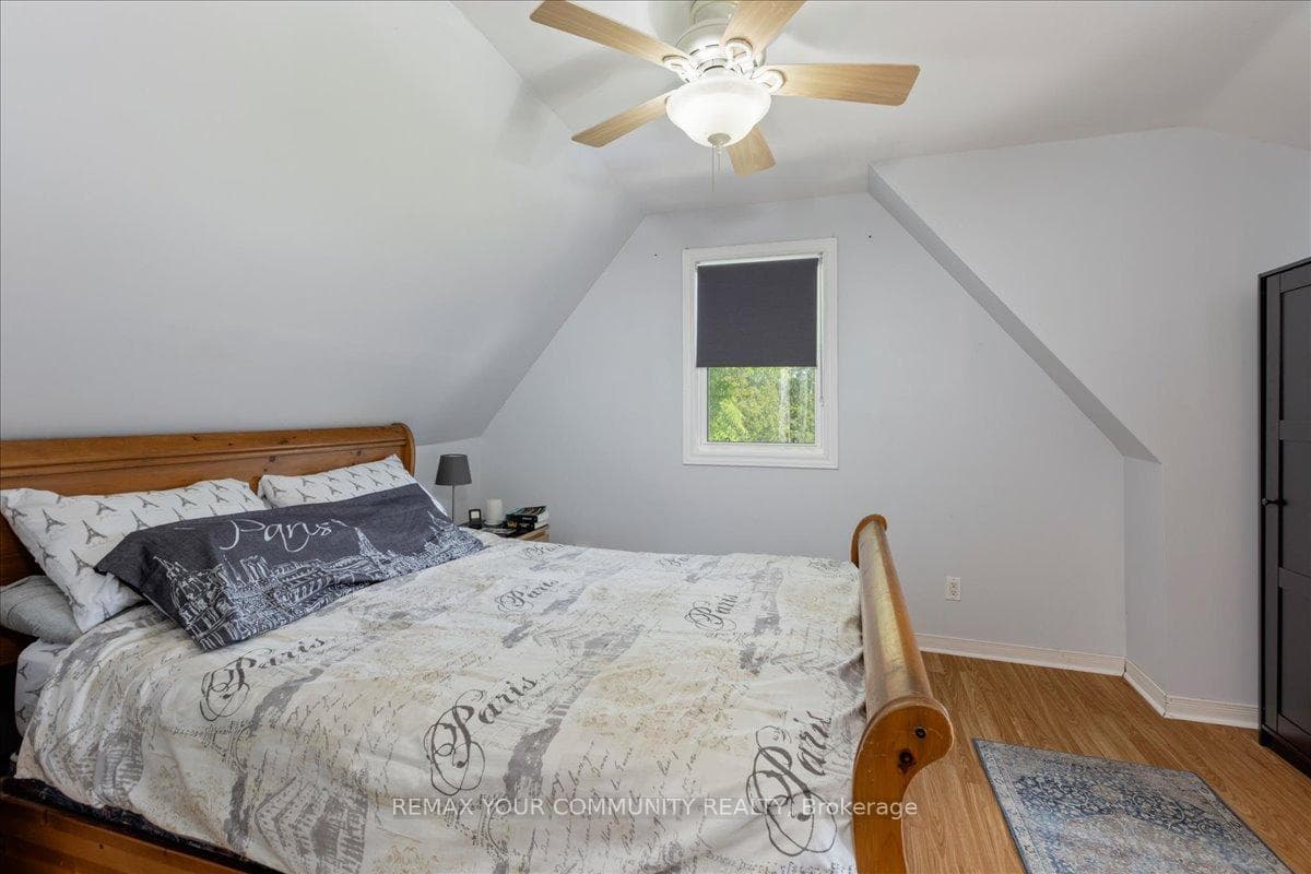 17 Farley Circle photo 18