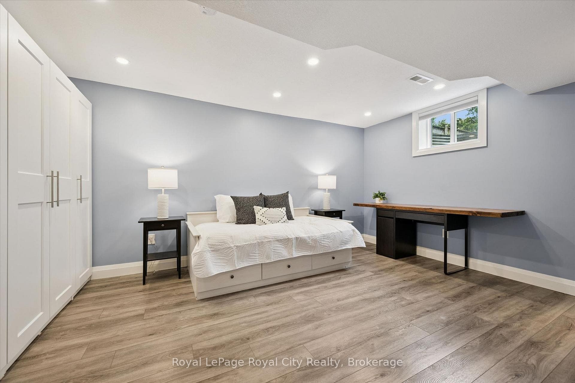 147 Downey Road photo 38