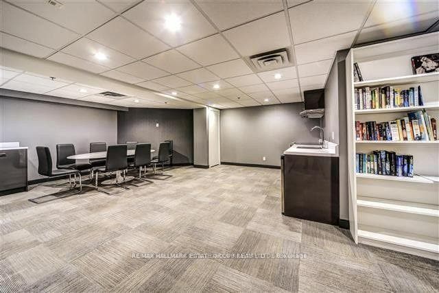 2 Bellefair Avenue Unit 303 photo 16