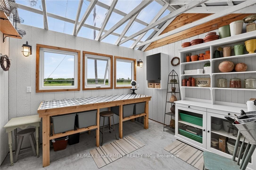 3754 LAKESHORE Road photo 41