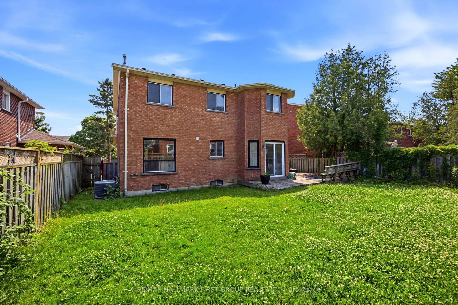 15 Sallis Drive photo 38