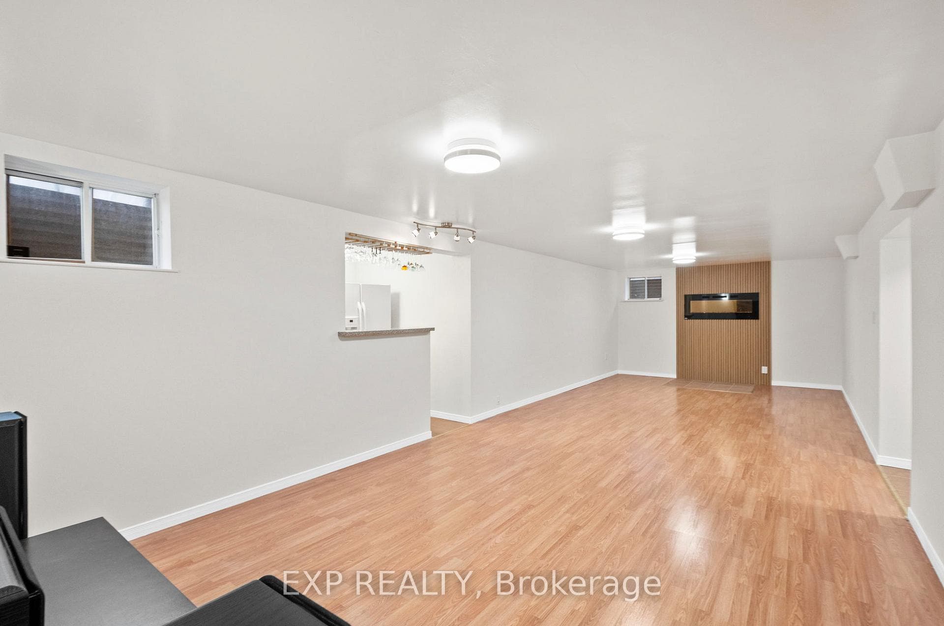 54 Holbrook Court photo 30