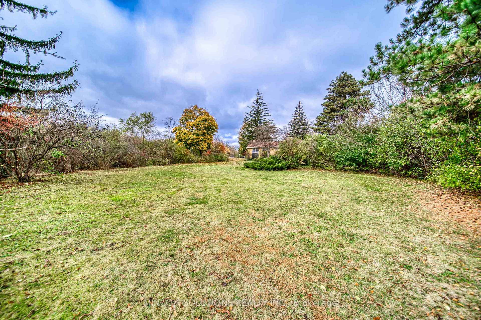 2452 Thorn Lodge Drive photo 22