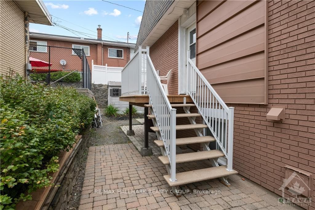 85 LAVERGNE Street photo 19
