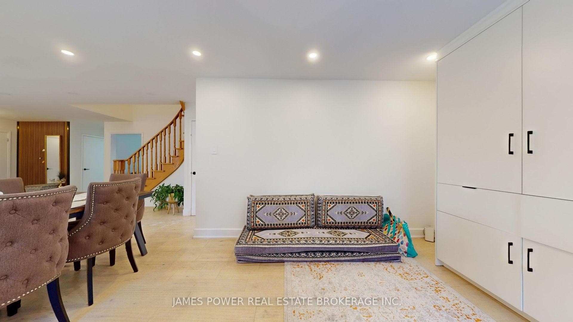 2690 Innisfil Road photo 19