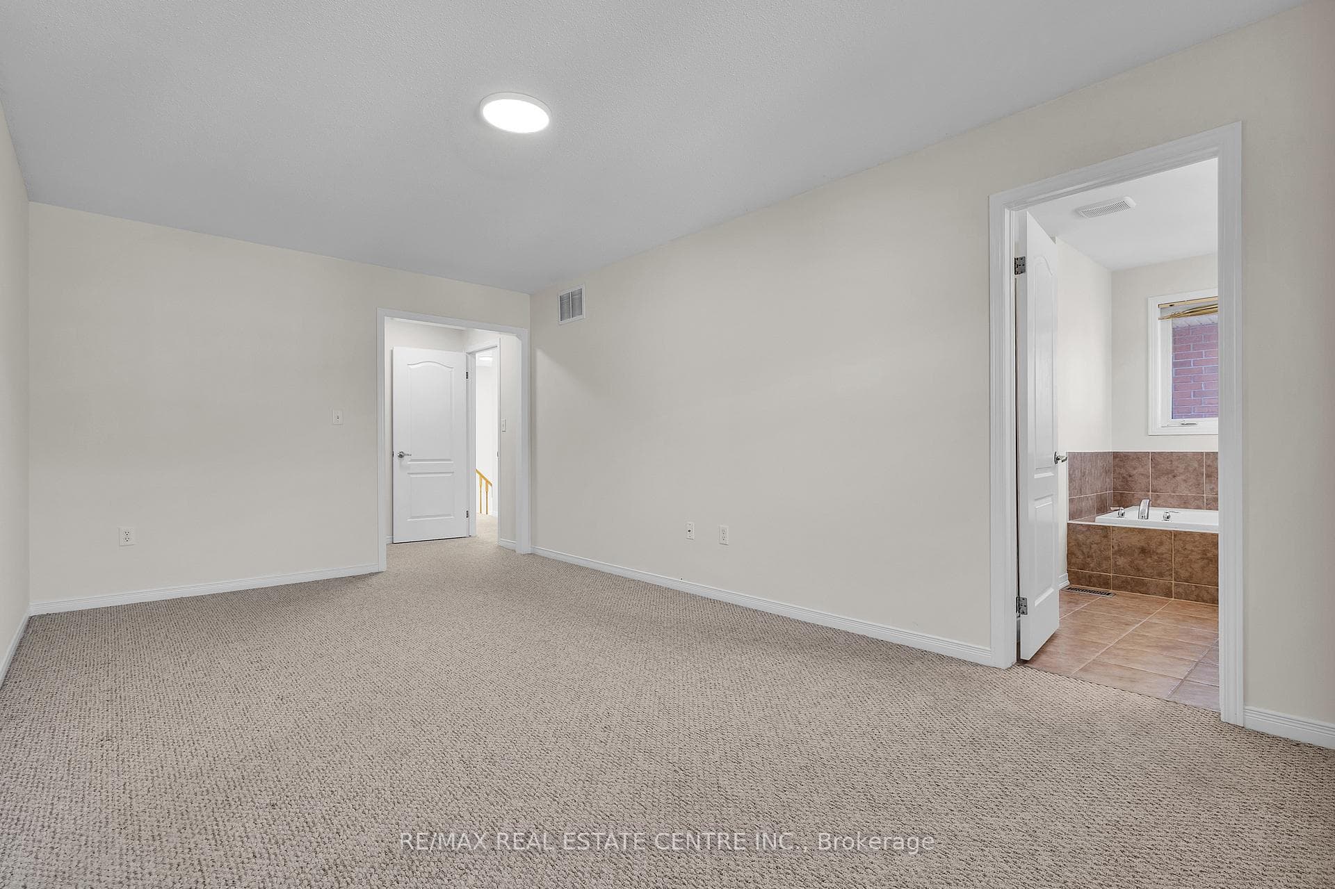 86 Glendarling Crescent photo 20