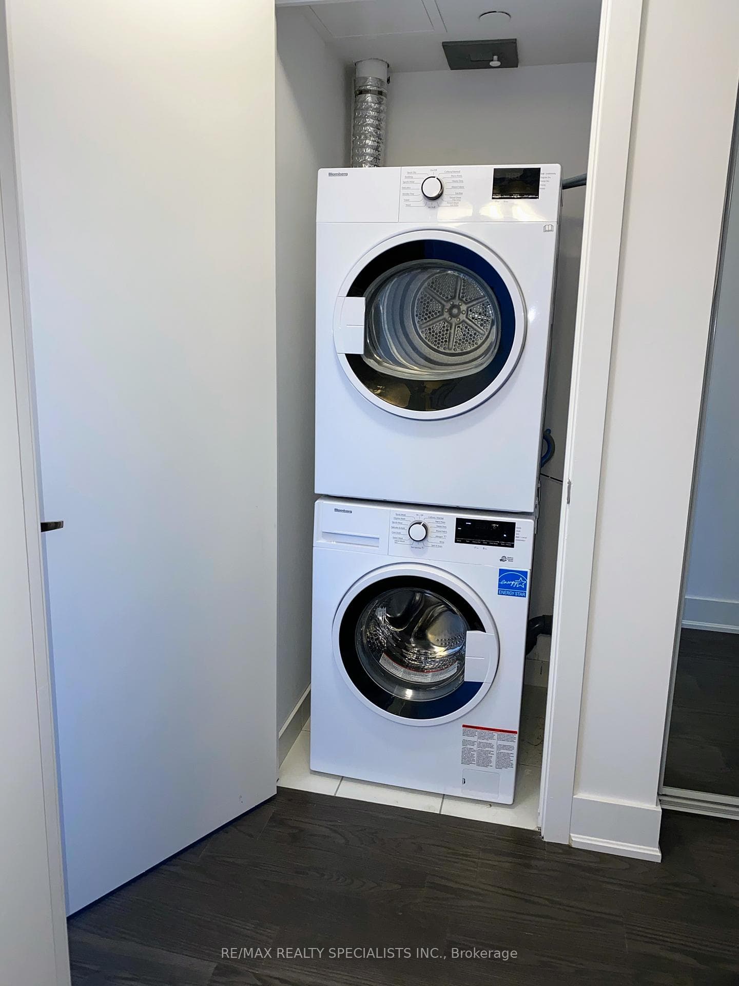 955 Bay Street Unit 2809 photo 15